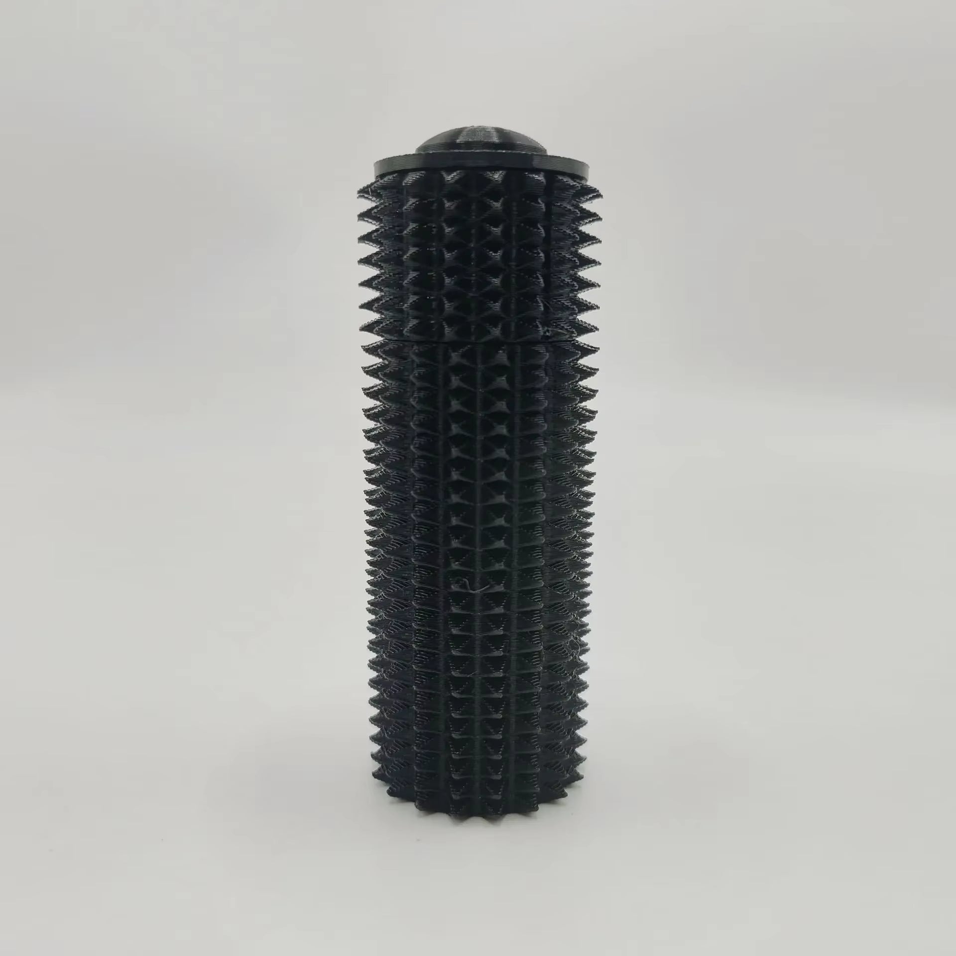 Sensory Roller Fidget Toy Clicker Tactile Spikes for Anxiety Stress Relief Pain Stimming Autism over Stimulation with Lanyard